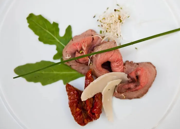 Hotell Boutique U Solne Brany 3*